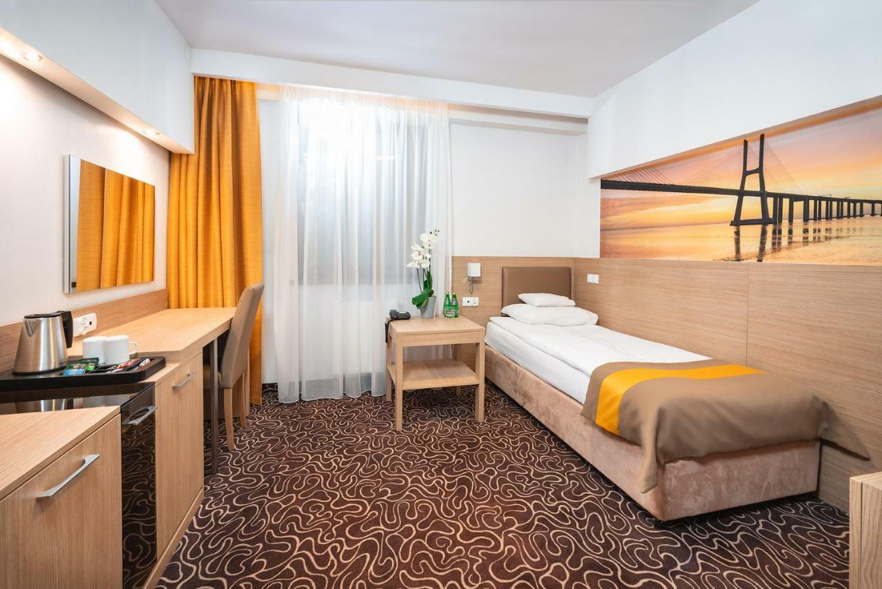 Hotel Amazonka Conference And Spa Ciechocinek Dış mekan fotoğraf