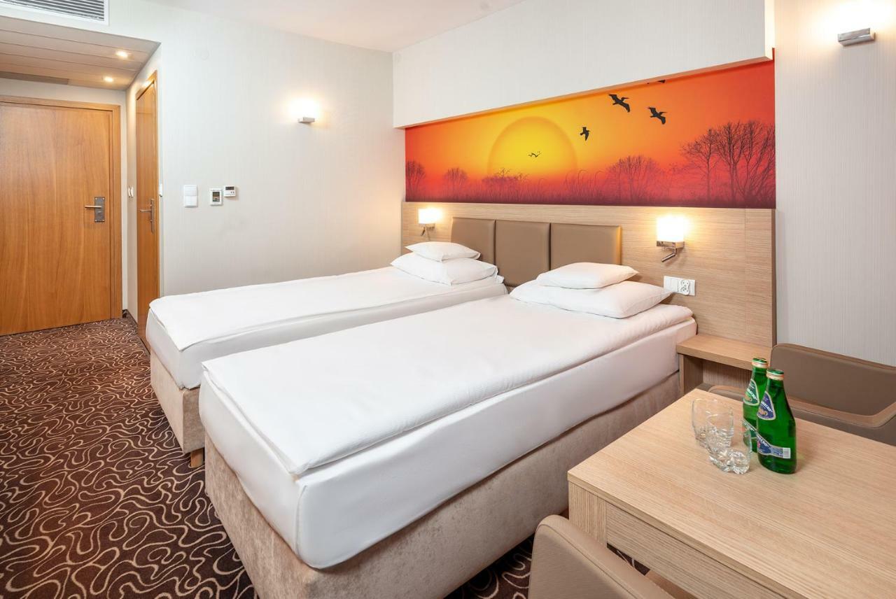 Hotel Amazonka Conference And Spa Ciechocinek Dış mekan fotoğraf