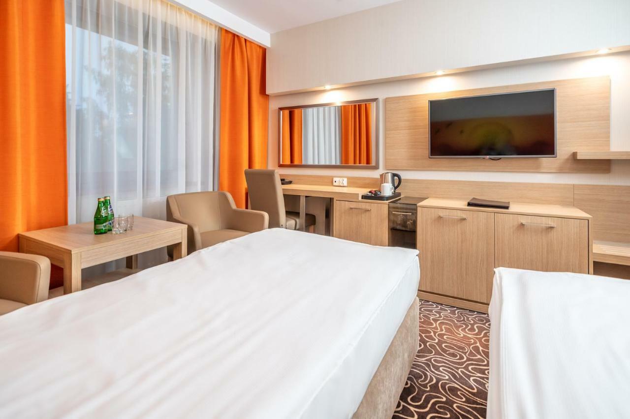 Hotel Amazonka Conference And Spa Ciechocinek Dış mekan fotoğraf